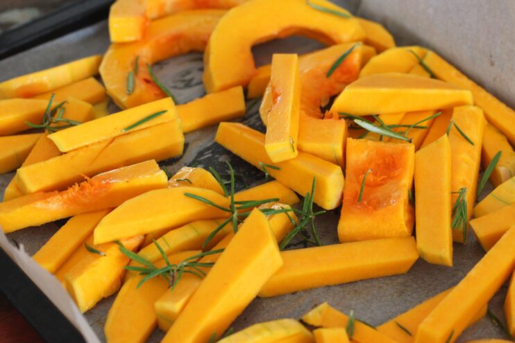 picture of acorn squash served in a plate